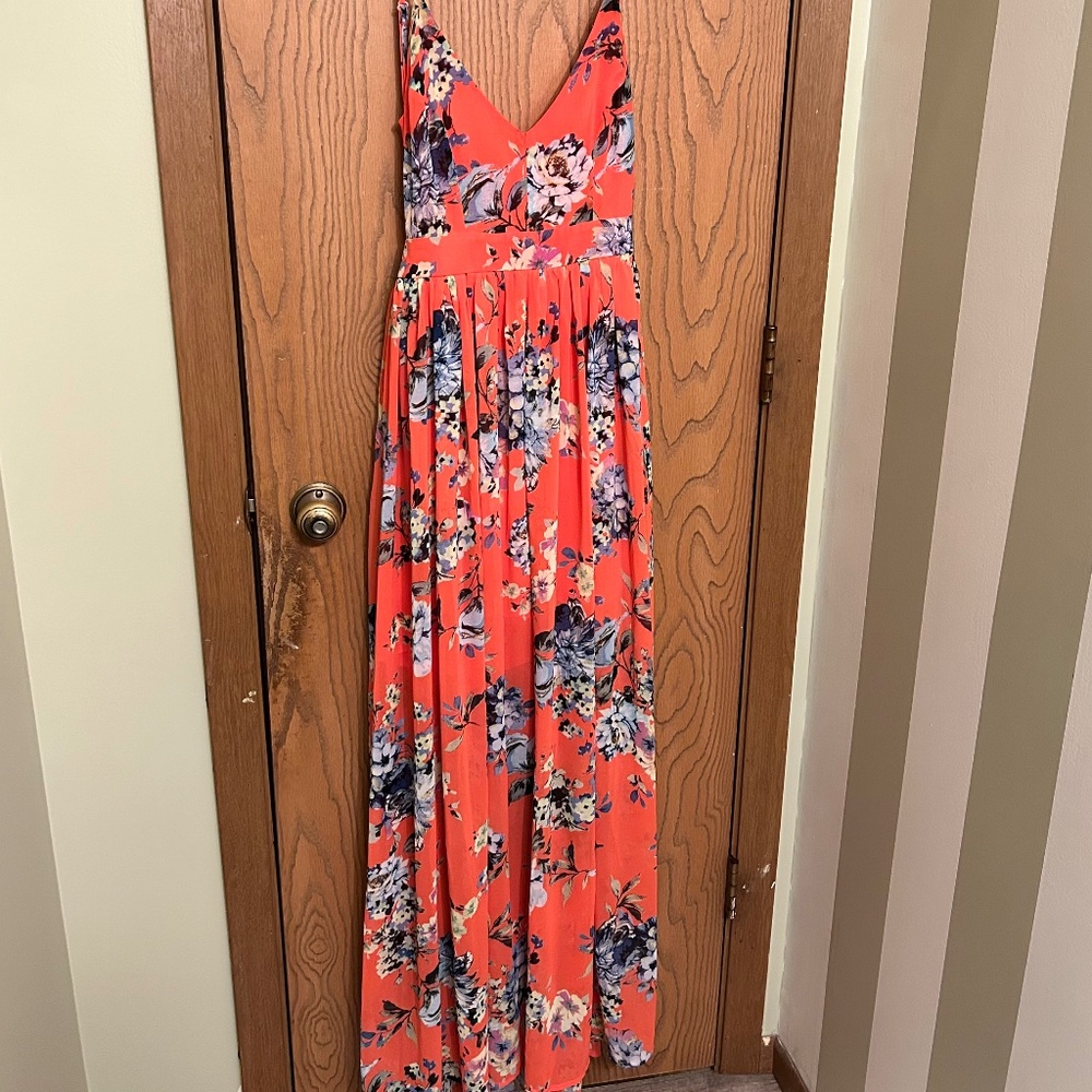 Floral Backless Maxi Dress